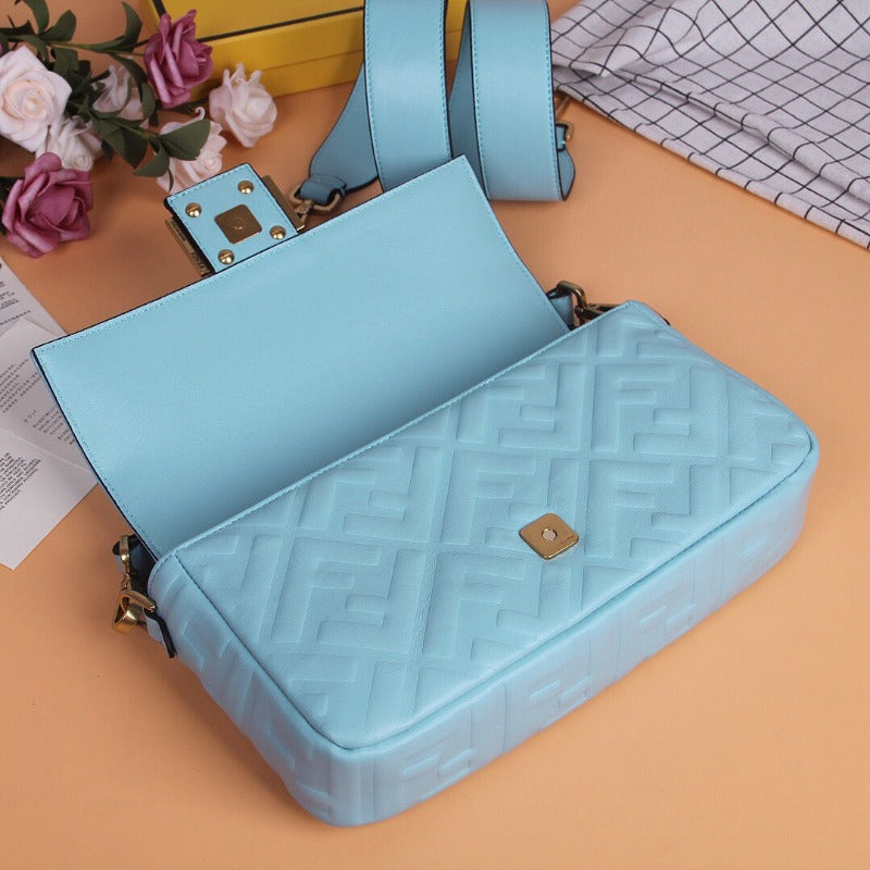 Tntwear - Baguette Nappa Shoulder Bag Sky Blue