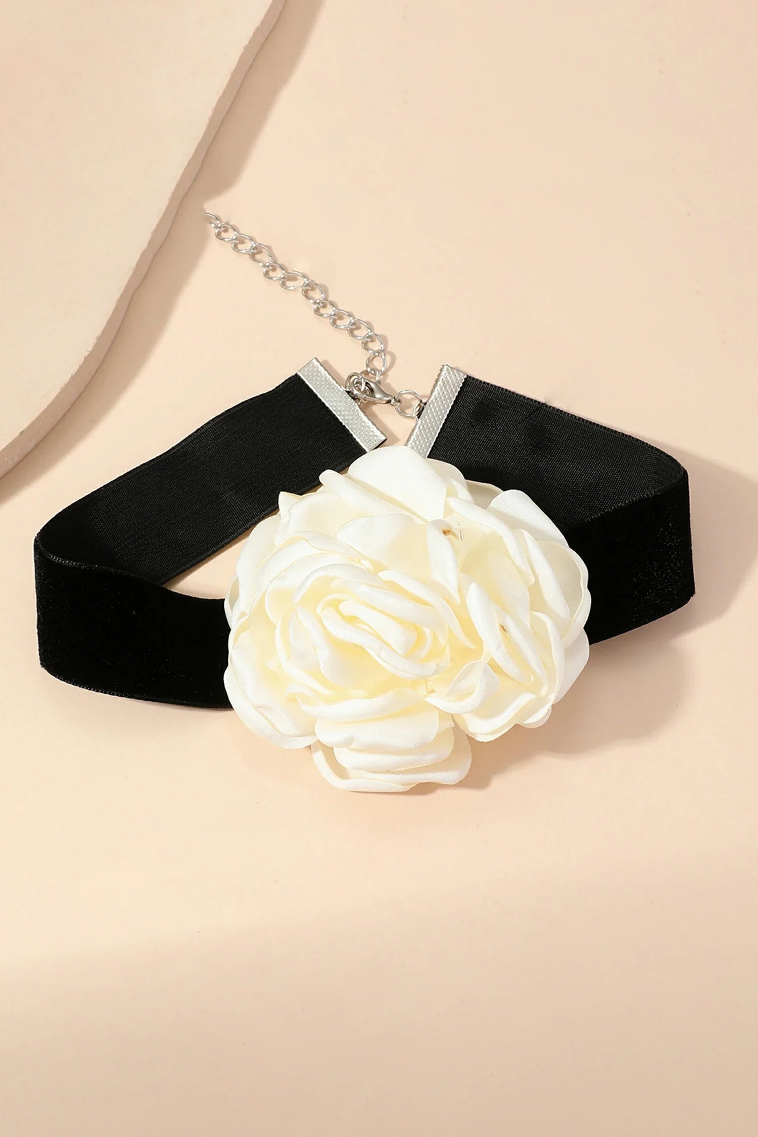 Annyston 3D Floral Collar Necklace