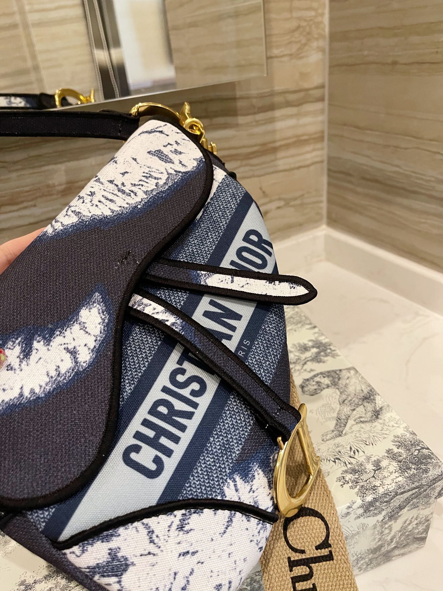 Sneakerhill - Luxury Edition Bags DIR 203