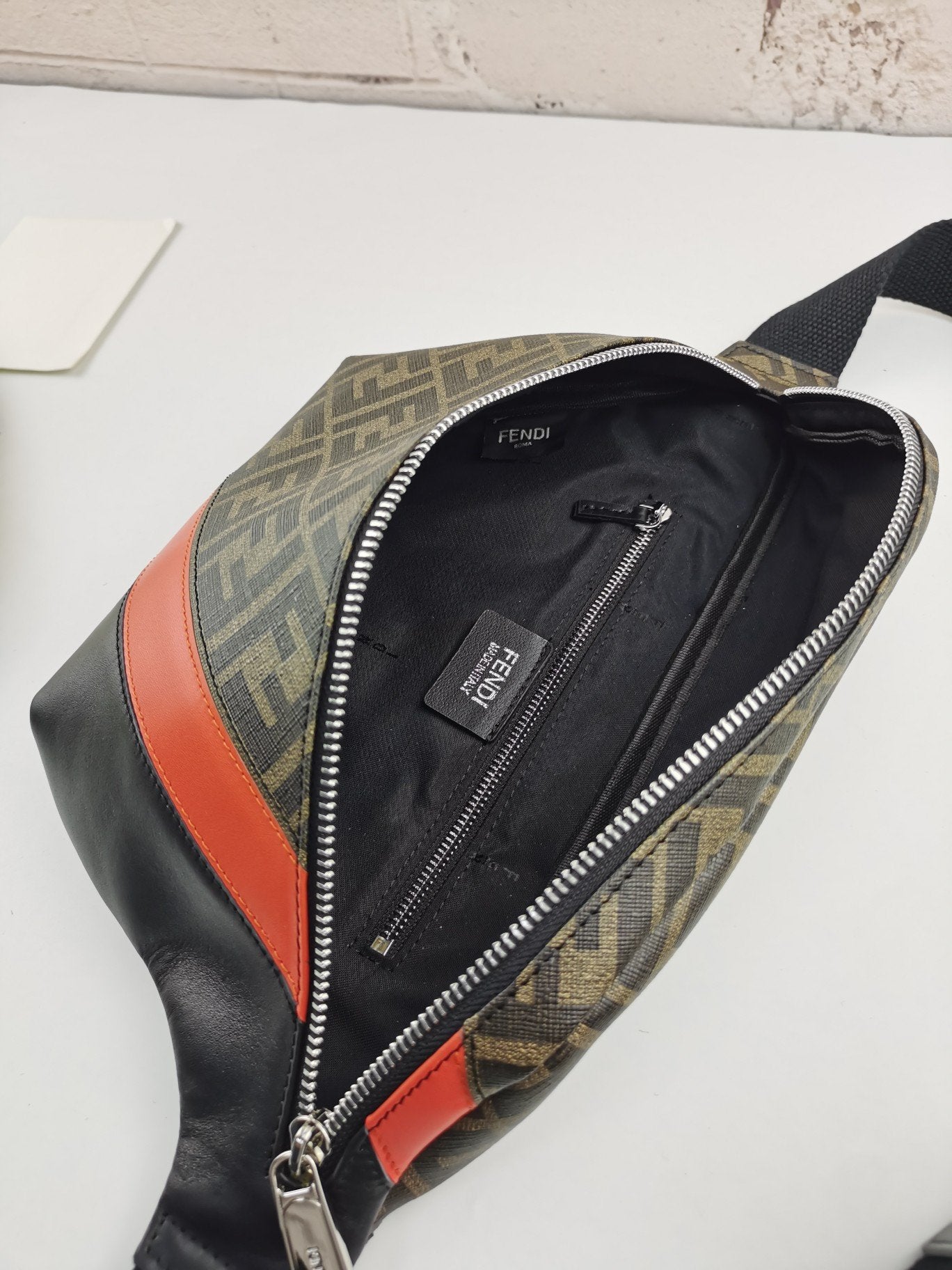 Sneakerhill - Luxury Edition Bags FEI 171