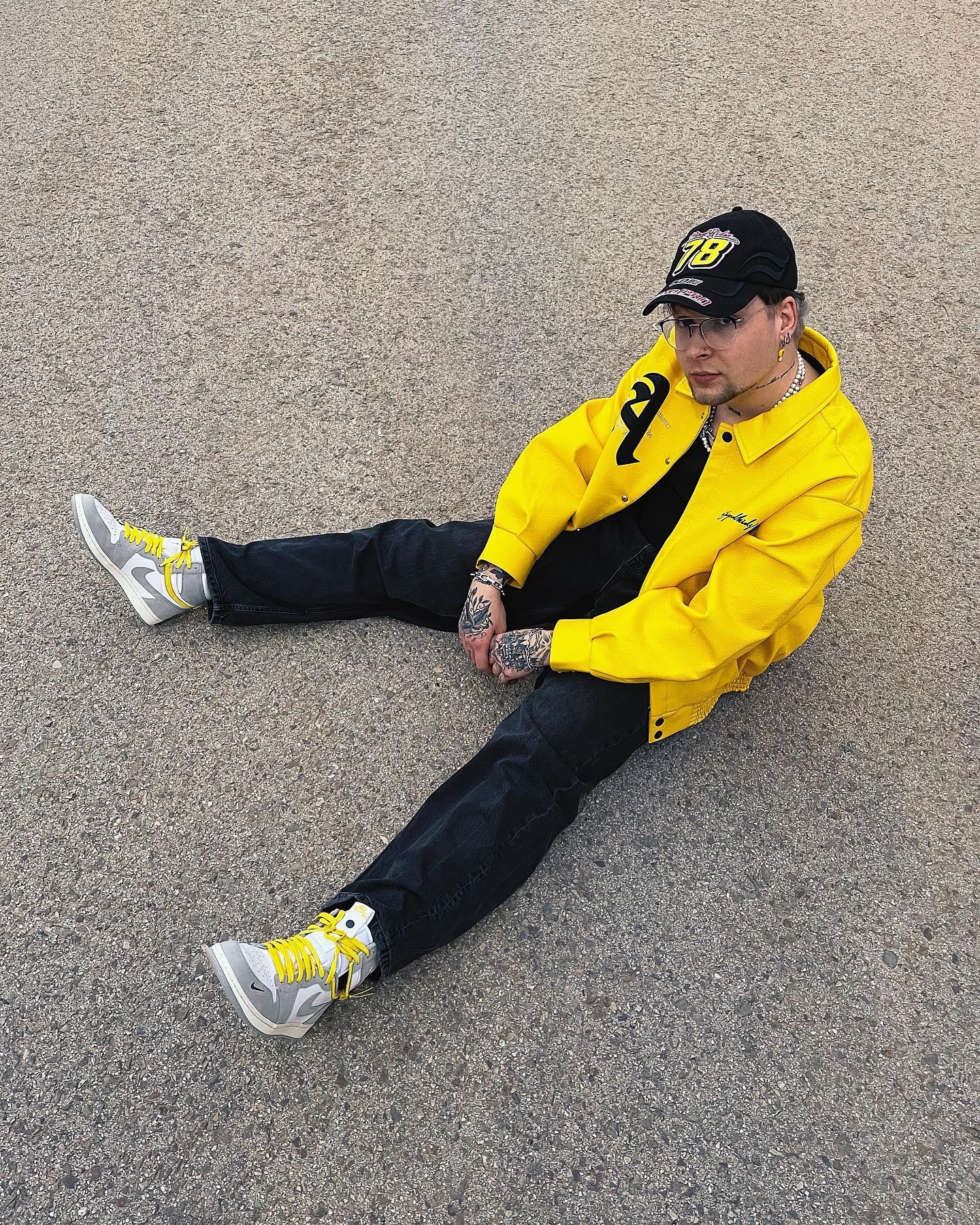 Tntwear® - A Yellow Jacket - tntwear1