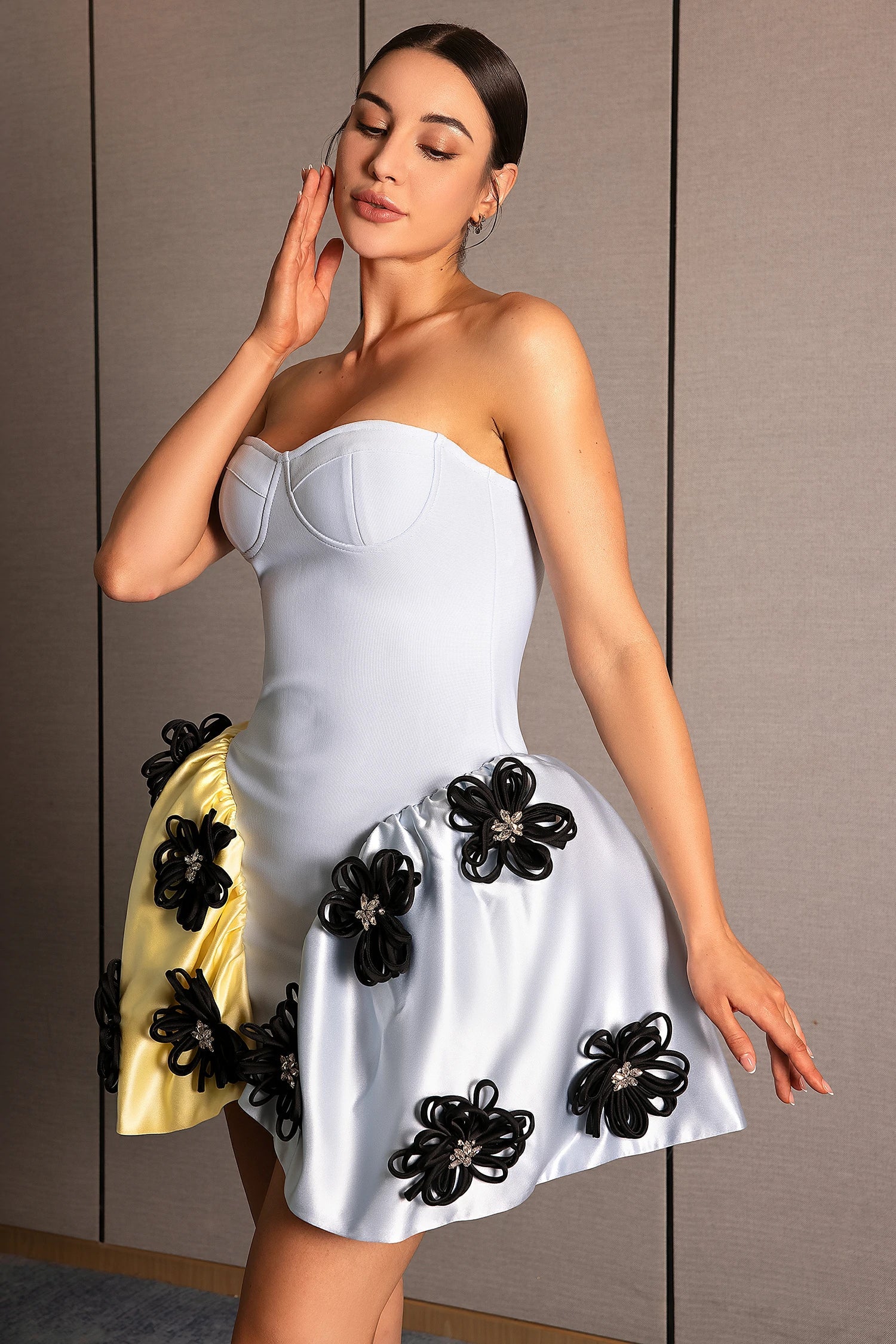 Alaniade Contrast Color 3d Flower Puffy Dress