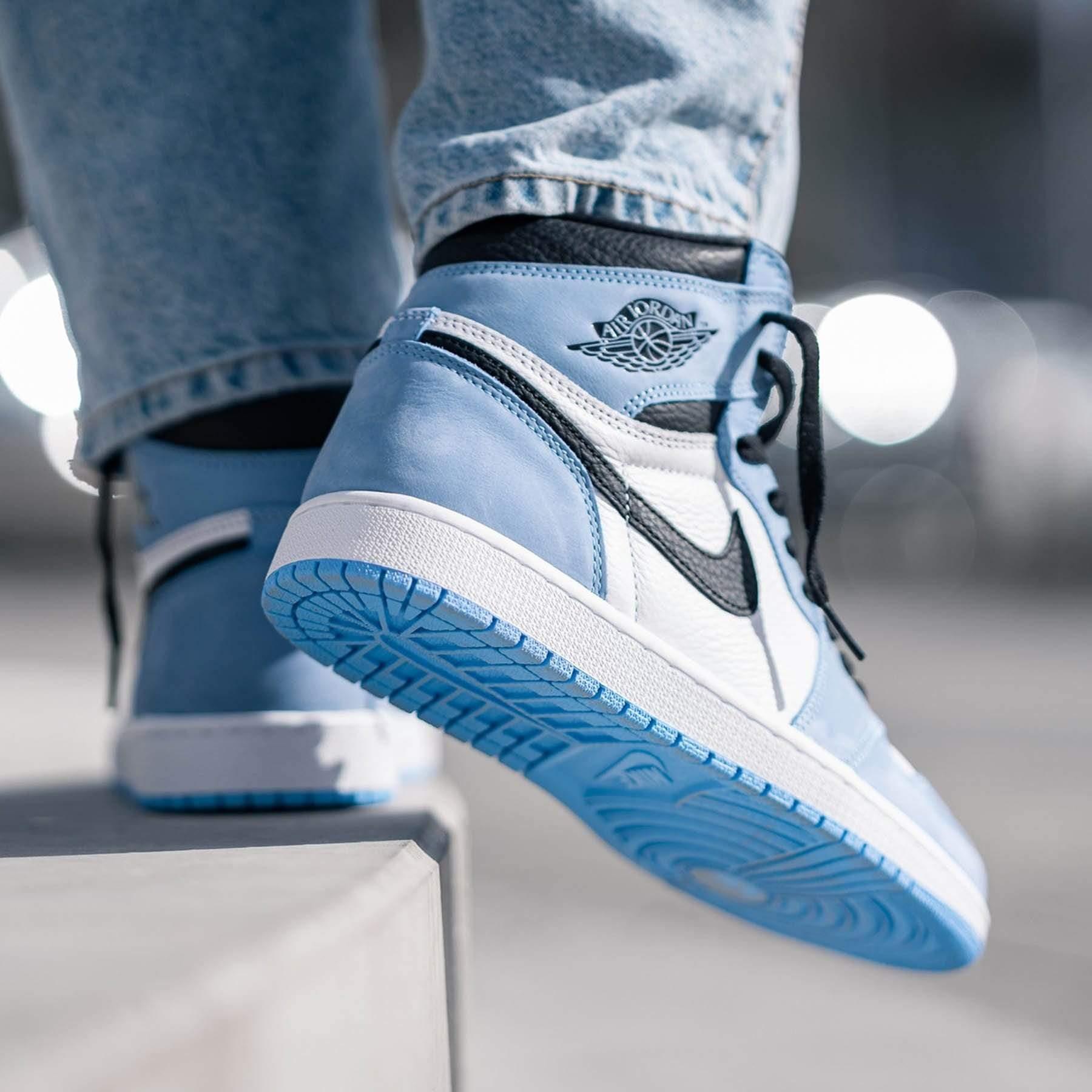 Air Jordan 1 Retro High OG 'University Blue' - tntwear1