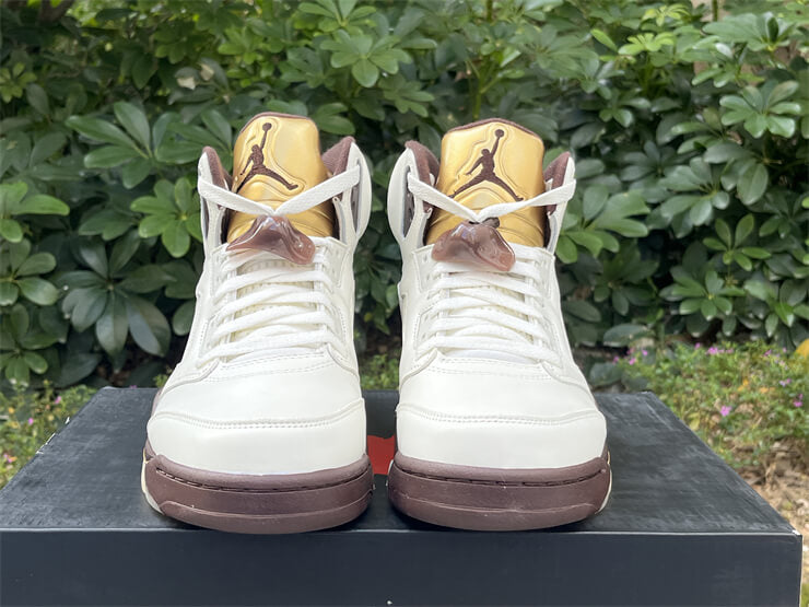 Air Jordan 5 Retro "Chocolate" Sneaker