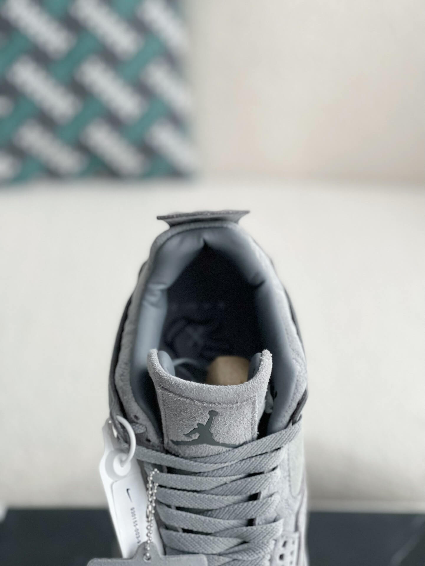 Air Jordan 4 Retro Suede Kaws  "Cool Grey"