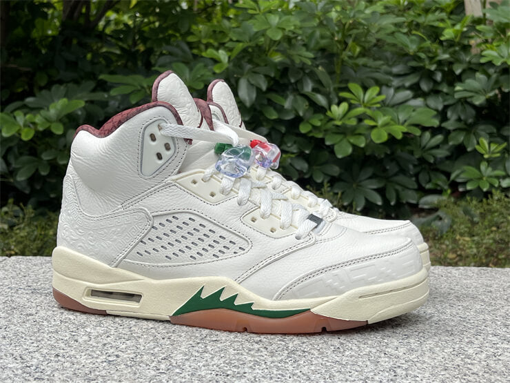 Air Jordan 5 Retro "El Grito" Sneaker