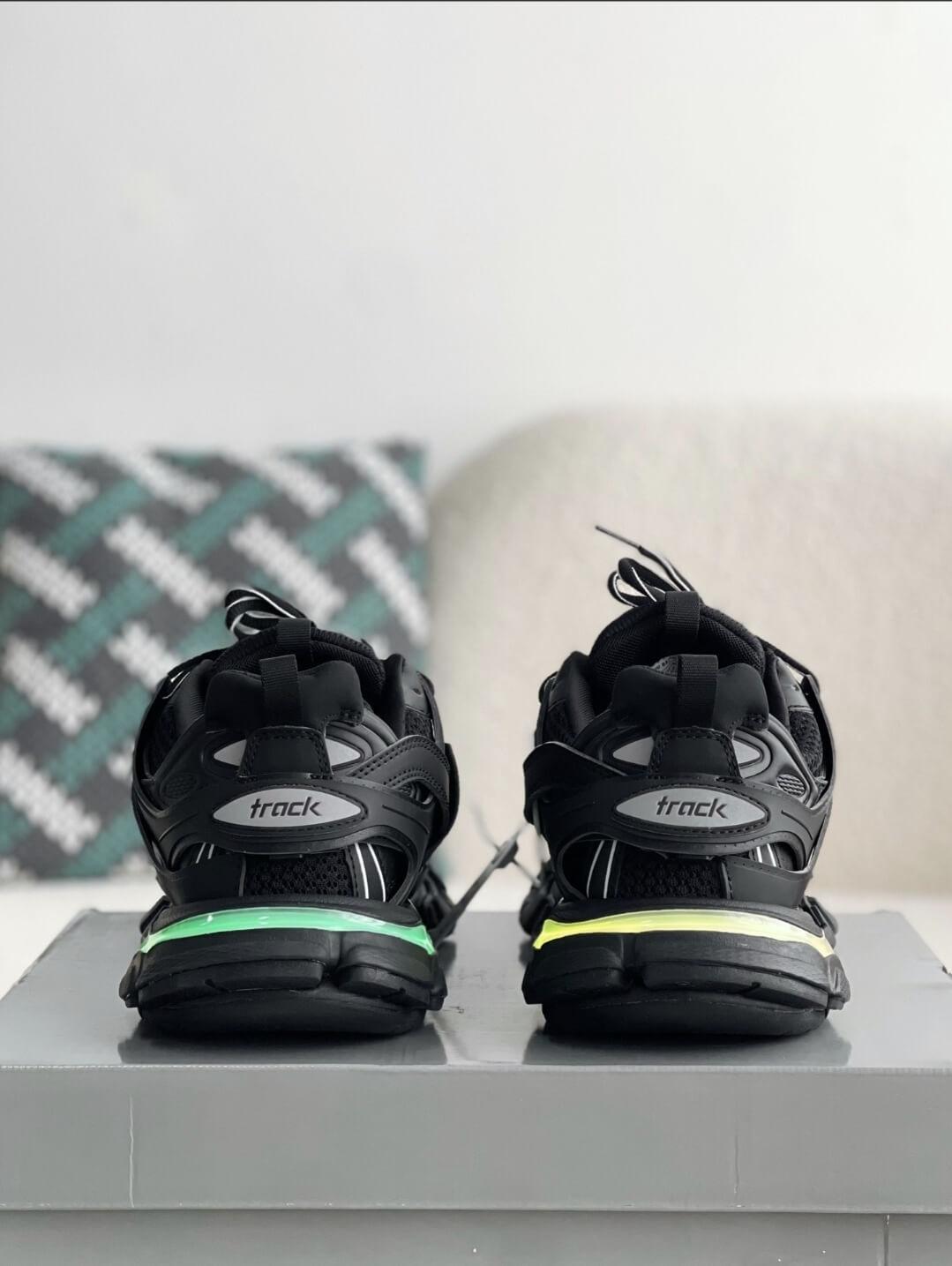 Balenciaga Track.2 Black Sneaker - tntwear1