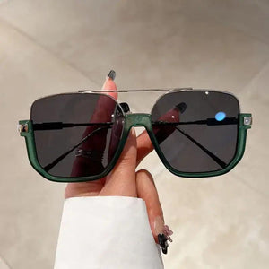 Chic Glare Oversized Sunnies - tntwear1