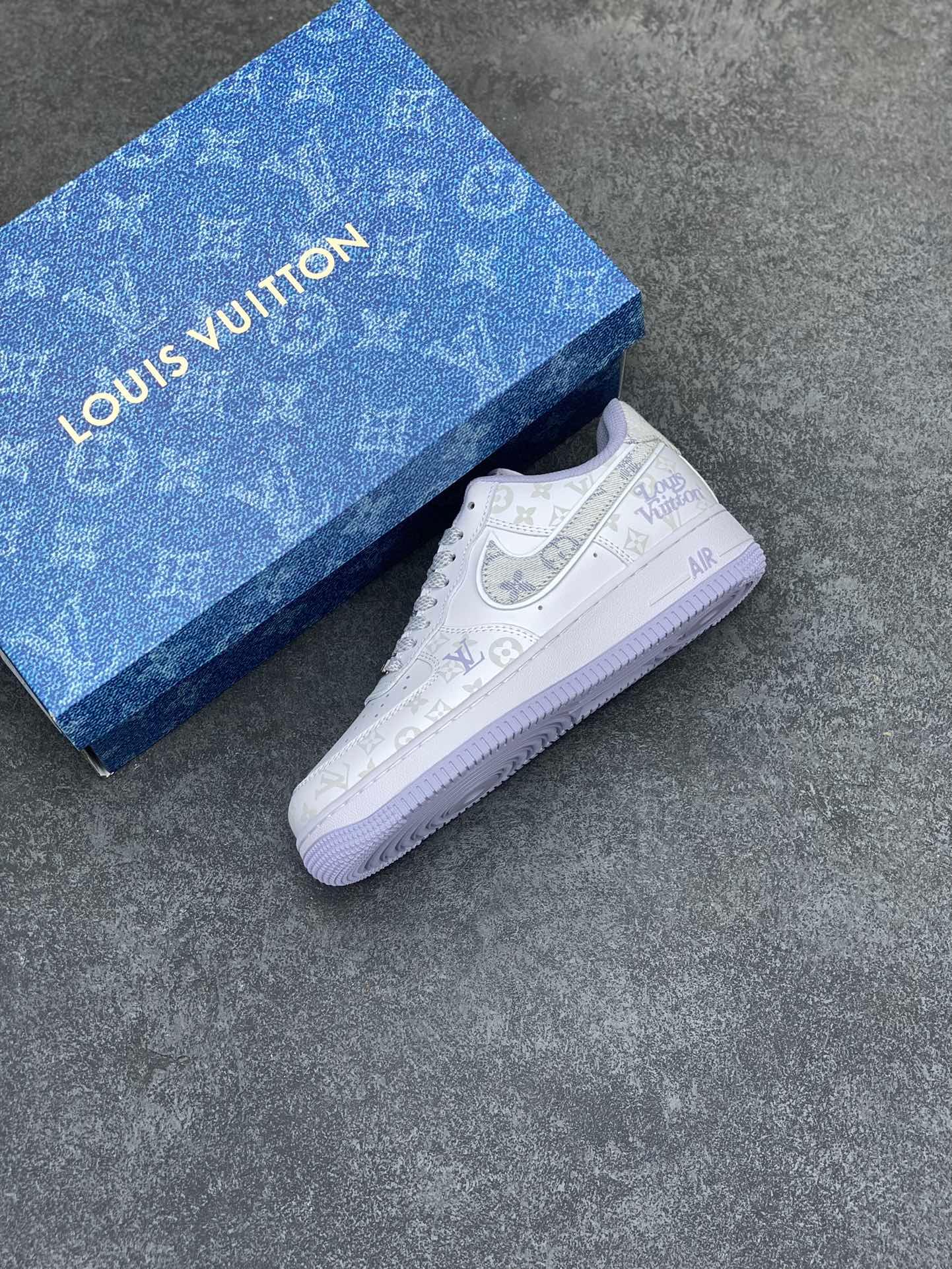 Custom Air Force 1 '07 Low “LV CV0670-200 - tntwear1