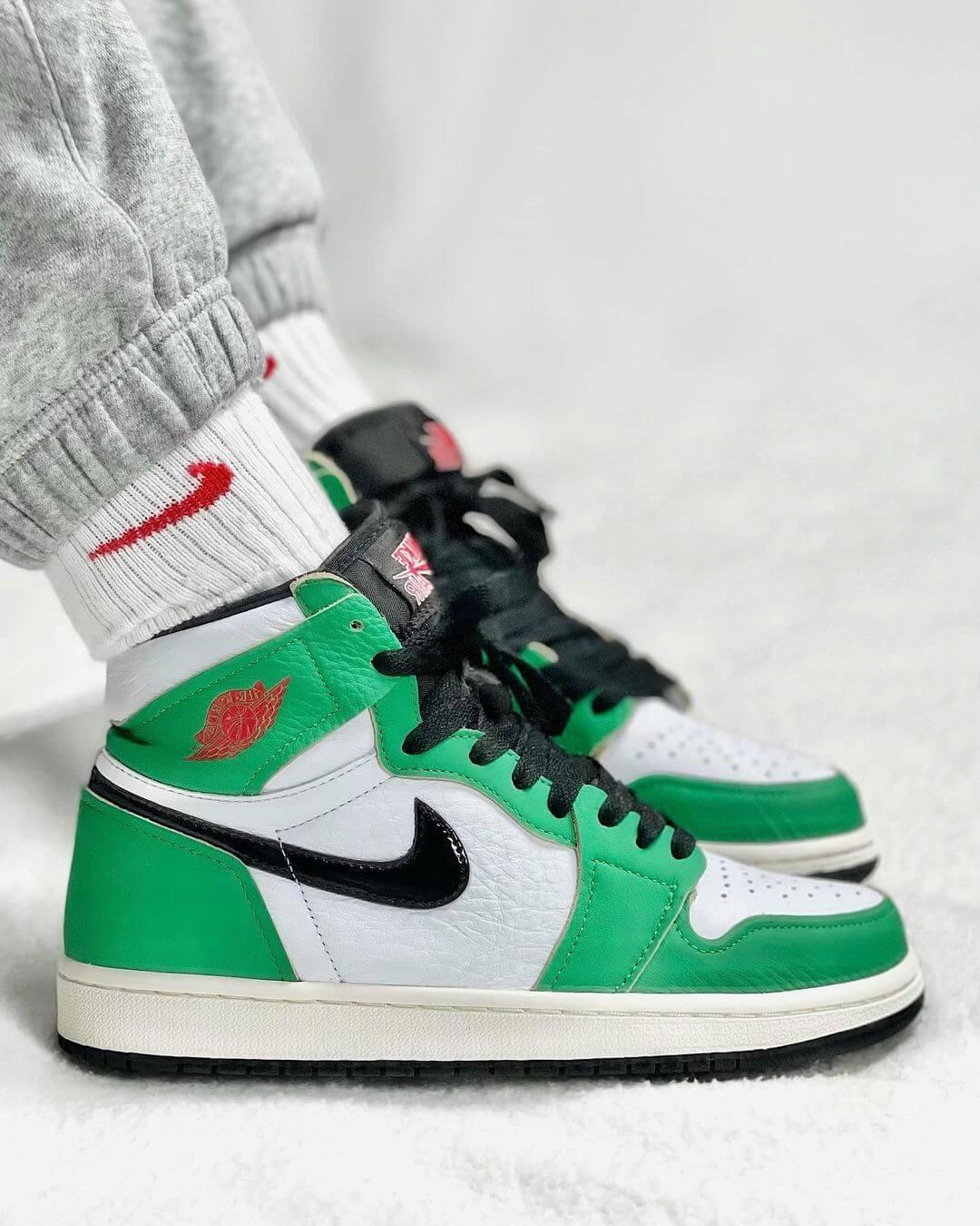 Custom Air Jordan 1 Lucky Green Sneakers - tntwear1