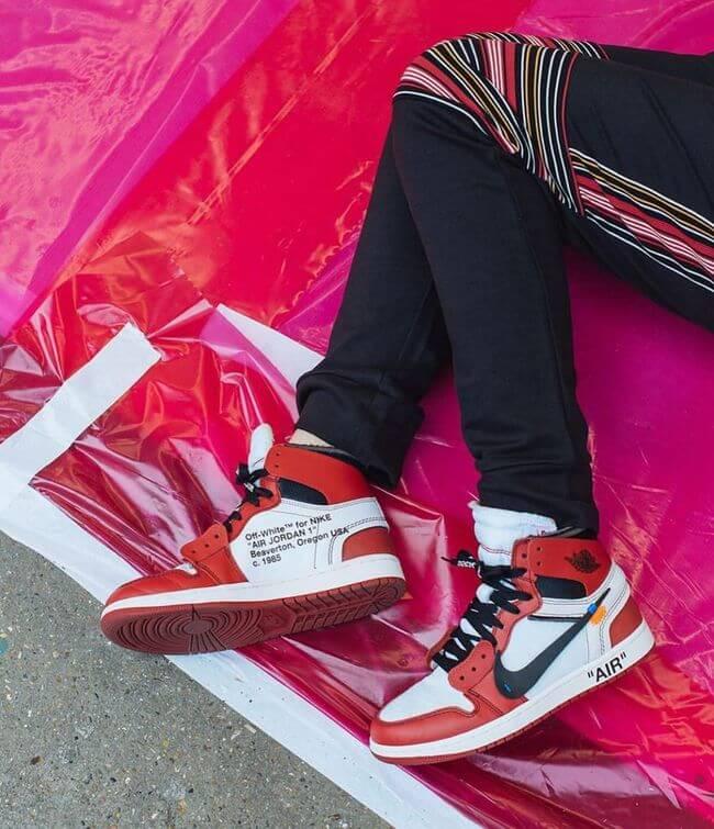 Custom Air Jordan 1 OFF-White Chicago Sneakers - tntwear1