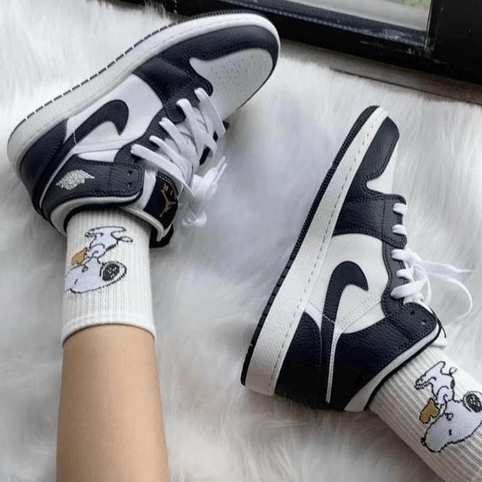 Custom Air Jordan 1 Obsidian Sneakers - tntwear1