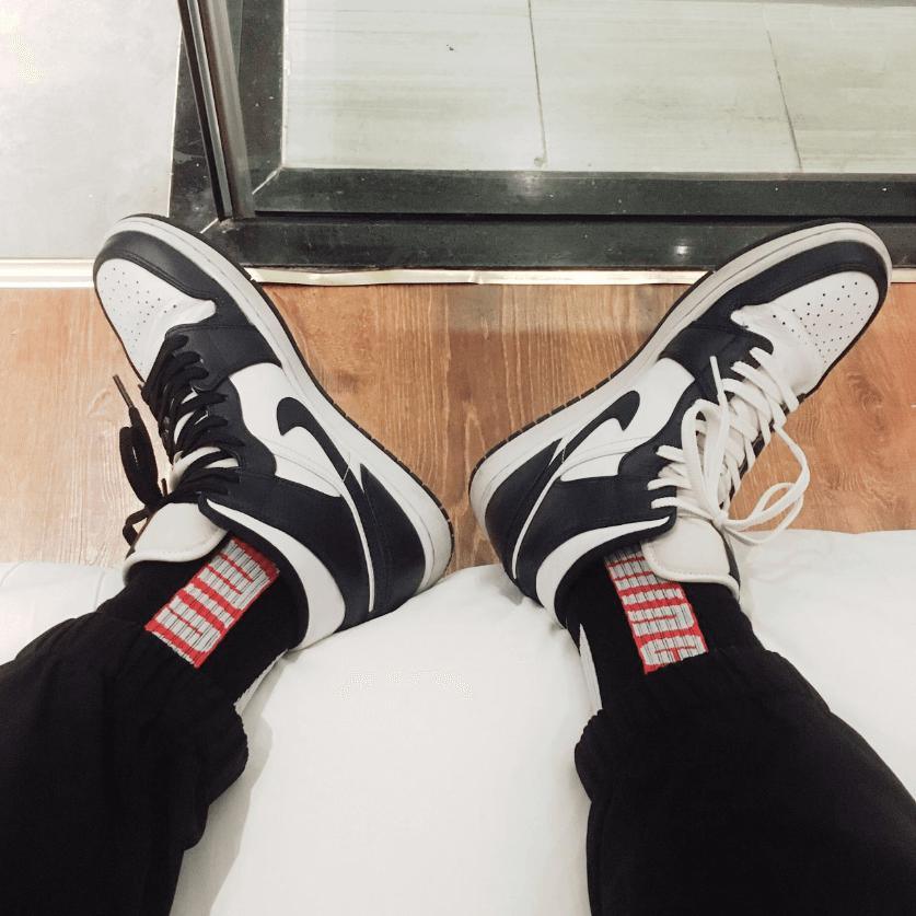 Custom Air Jordan 1 Obsidian Sneakers - tntwear1