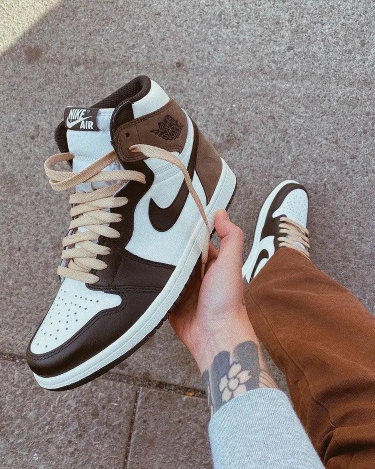 Custom Jordan 1 Retro High Dark Mocha High Q ( Customs And Box ), Jordan 1 Sneakers Active - tntwear1