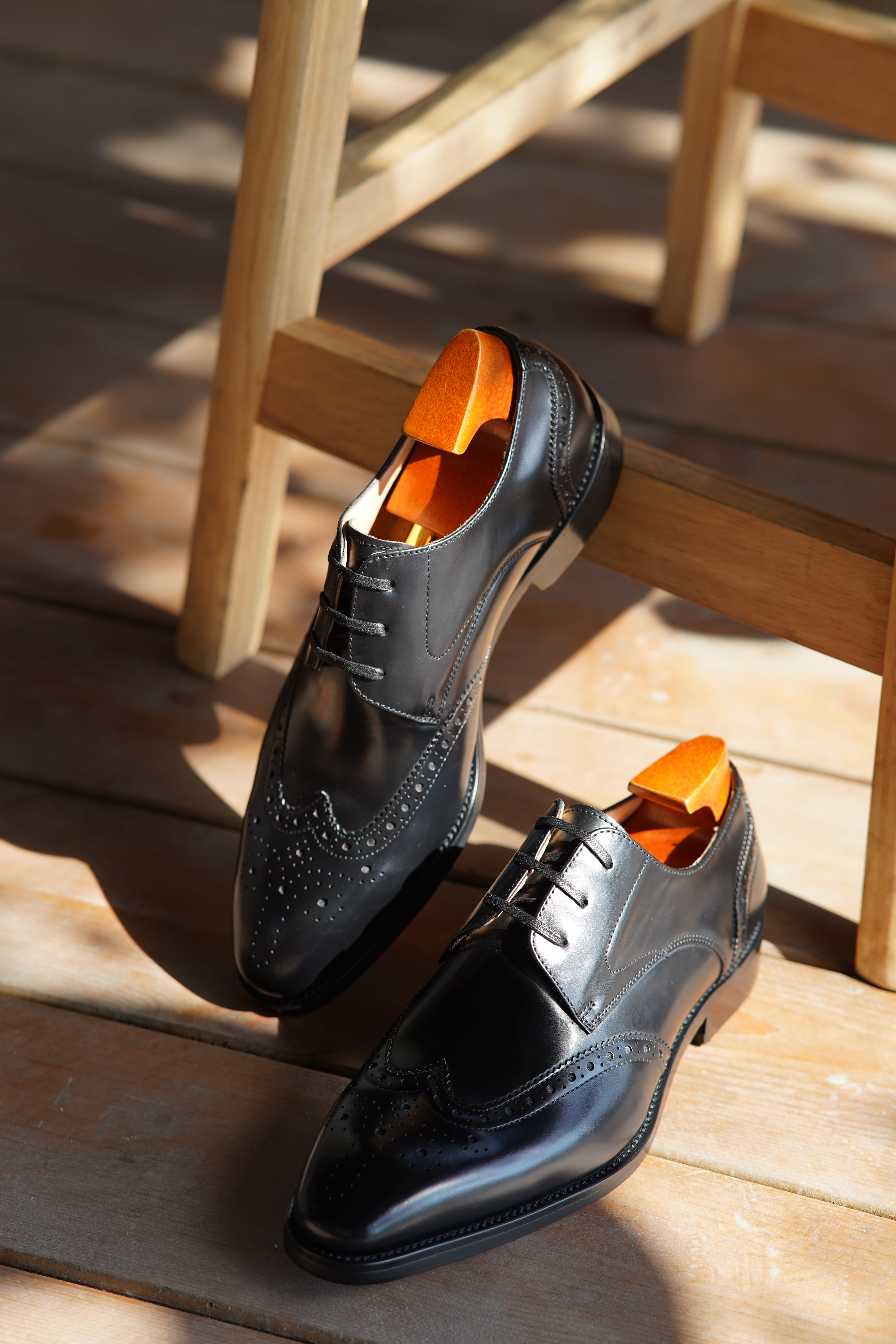 Handmade Black Wingtip Derby Shoes