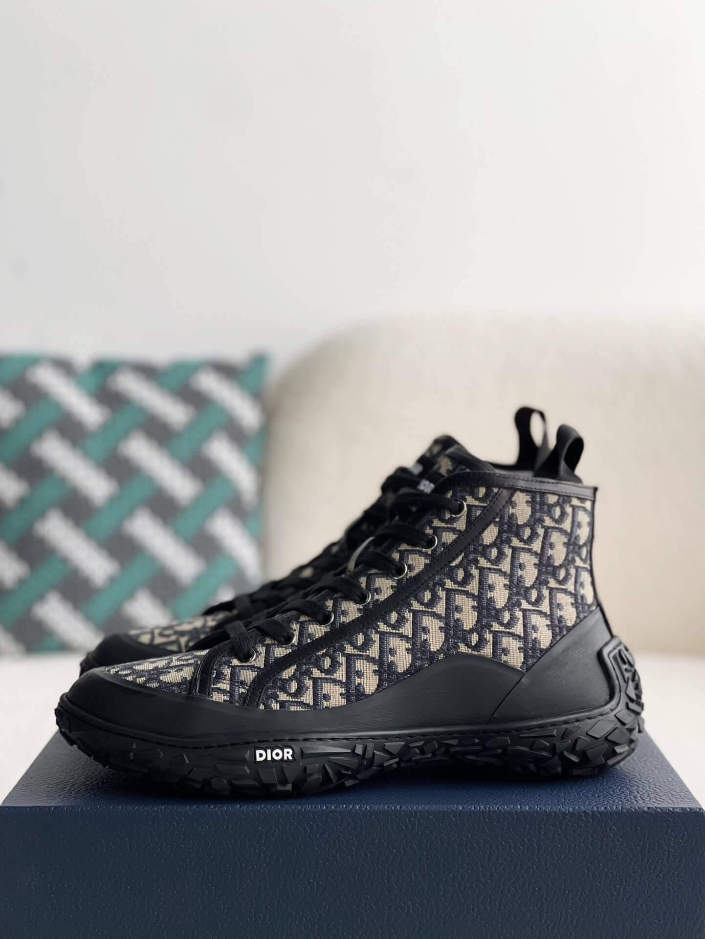 Dior B28 Black Beige Oblique High Top Trainer - tntwear1