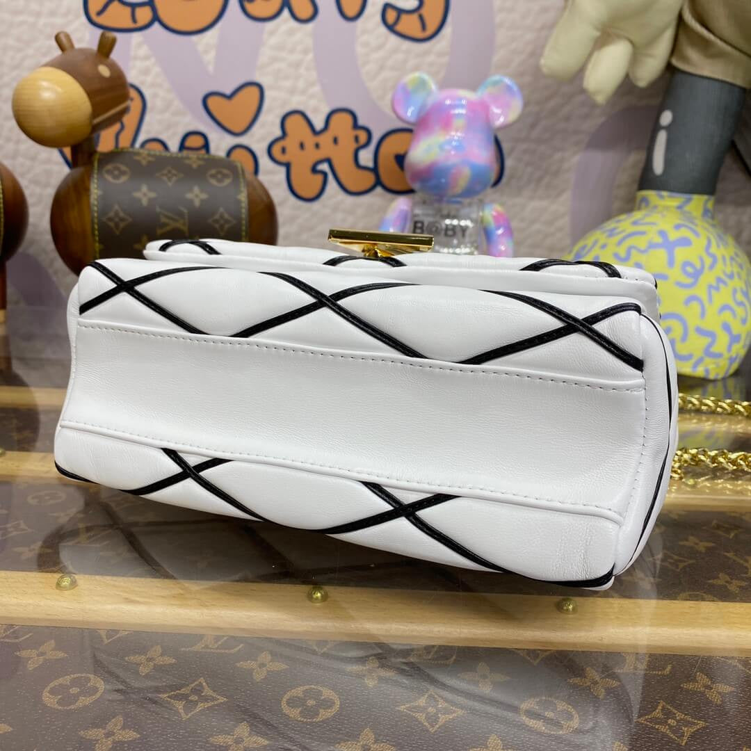 Tntwear GO MM Bag White/Black - LUV 431