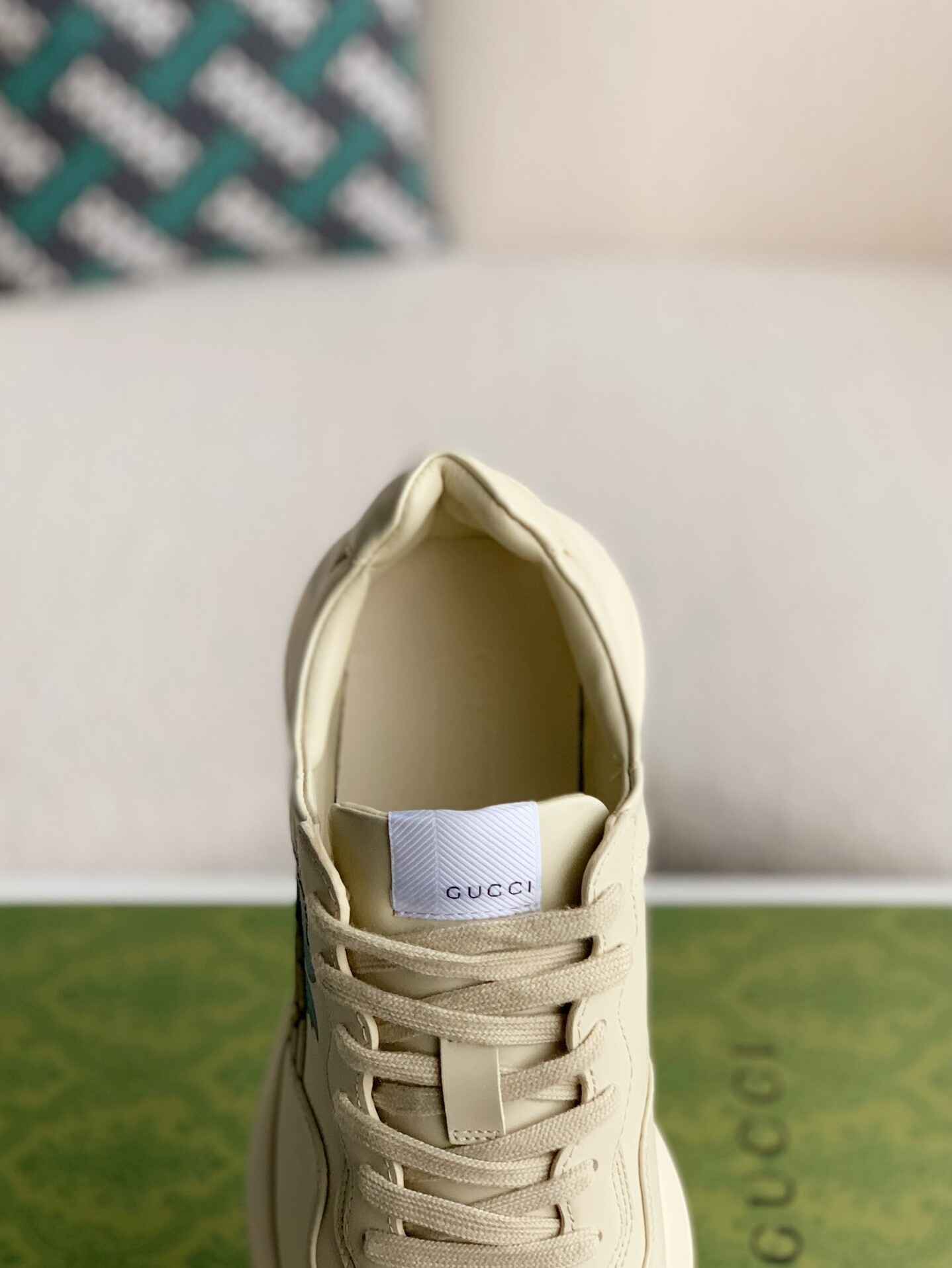 Gucci Trainer Rhyton Dragon White Leather Sneakers