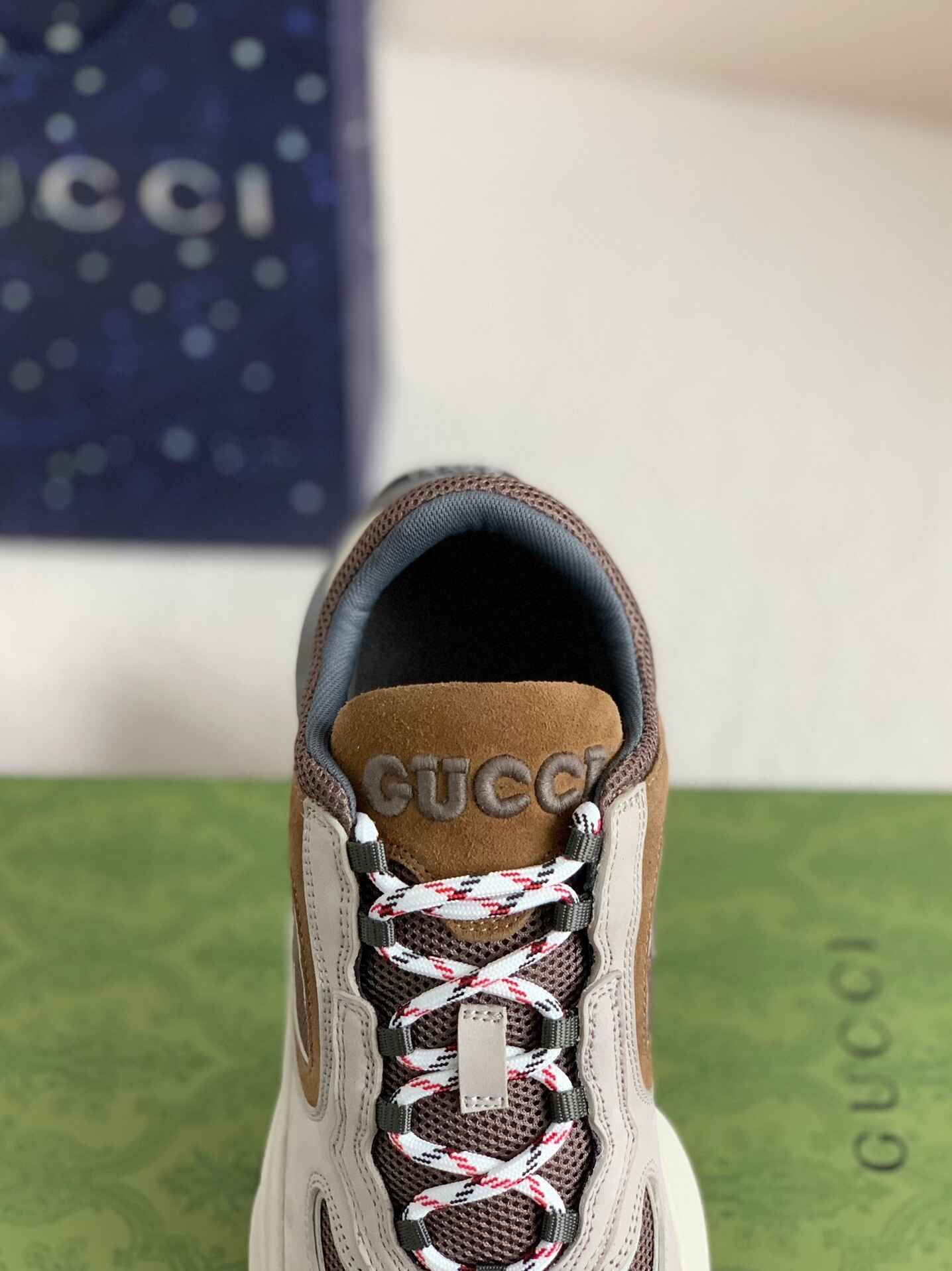 Gucci GG Run Beige Brown Trainer Sneakers.