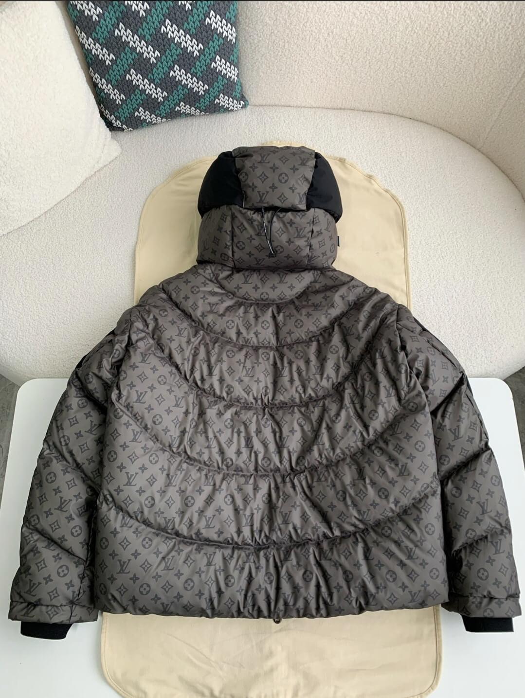 LV 2054 Heat Reactive Puffer - tntwear1