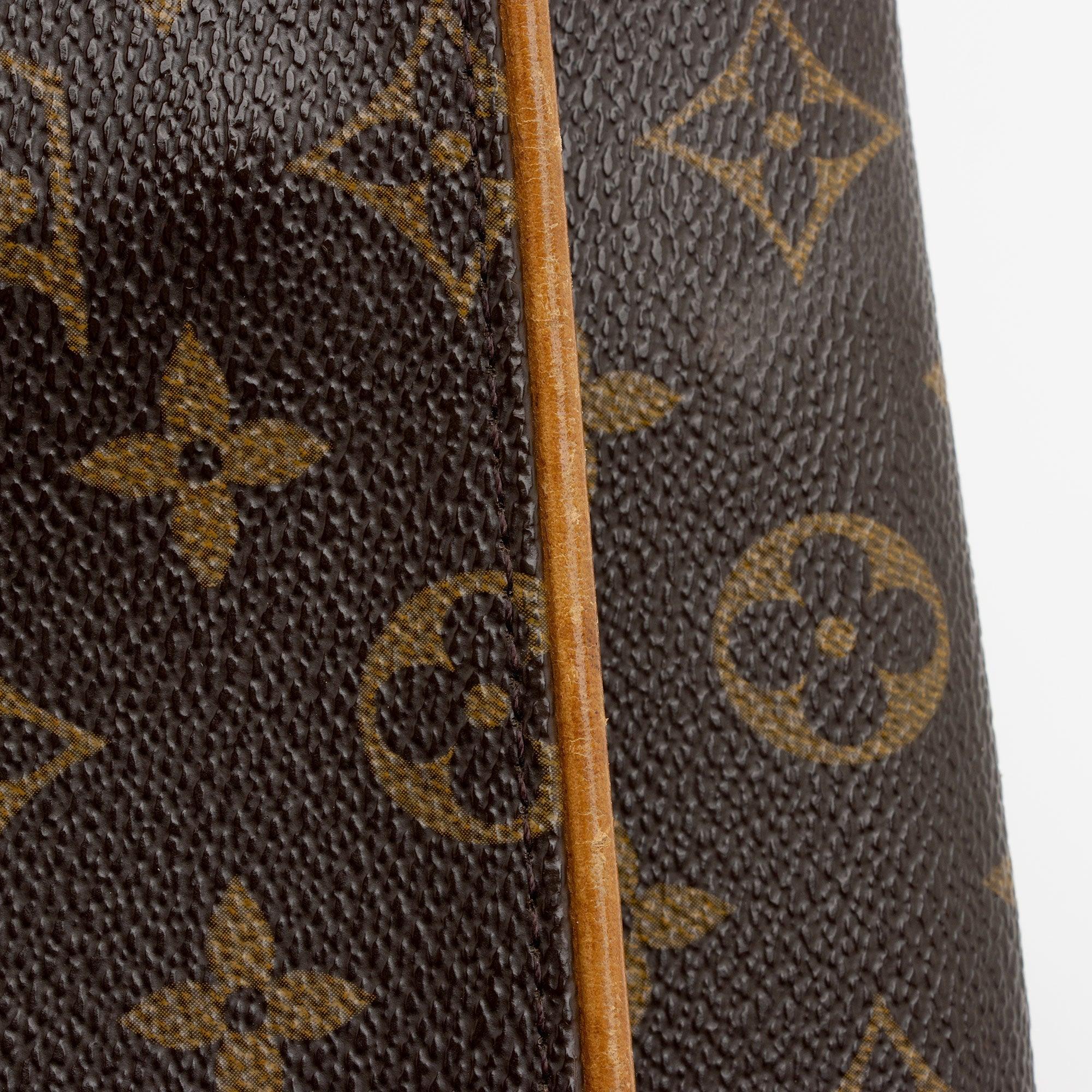 Louis Vuitton Monogram Canvas Pochette Twin GM Shoulder Bag - tntwear1