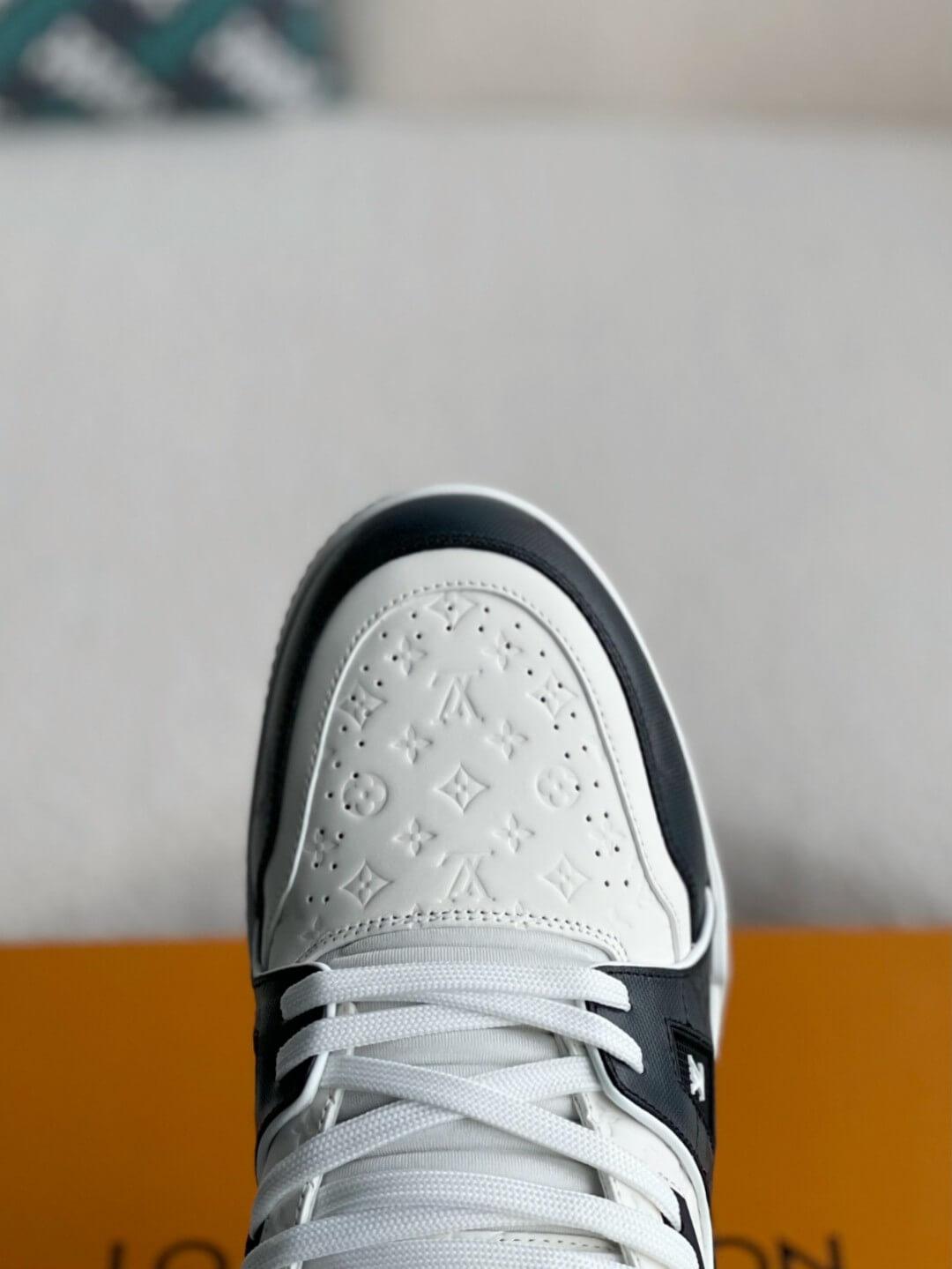 LV White Black Trainer Sneaker - tntwear1