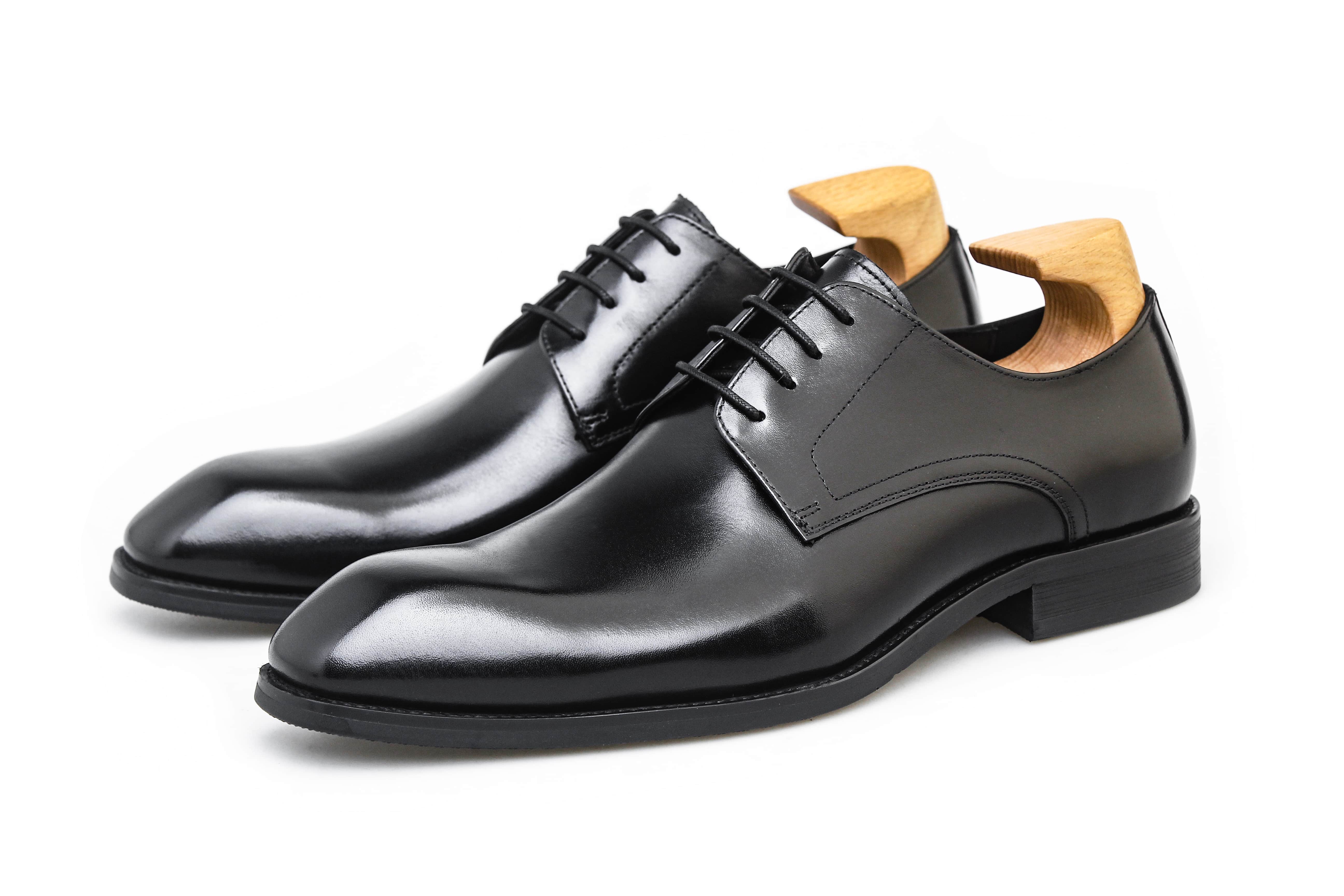 Men's Black Derby Shoes