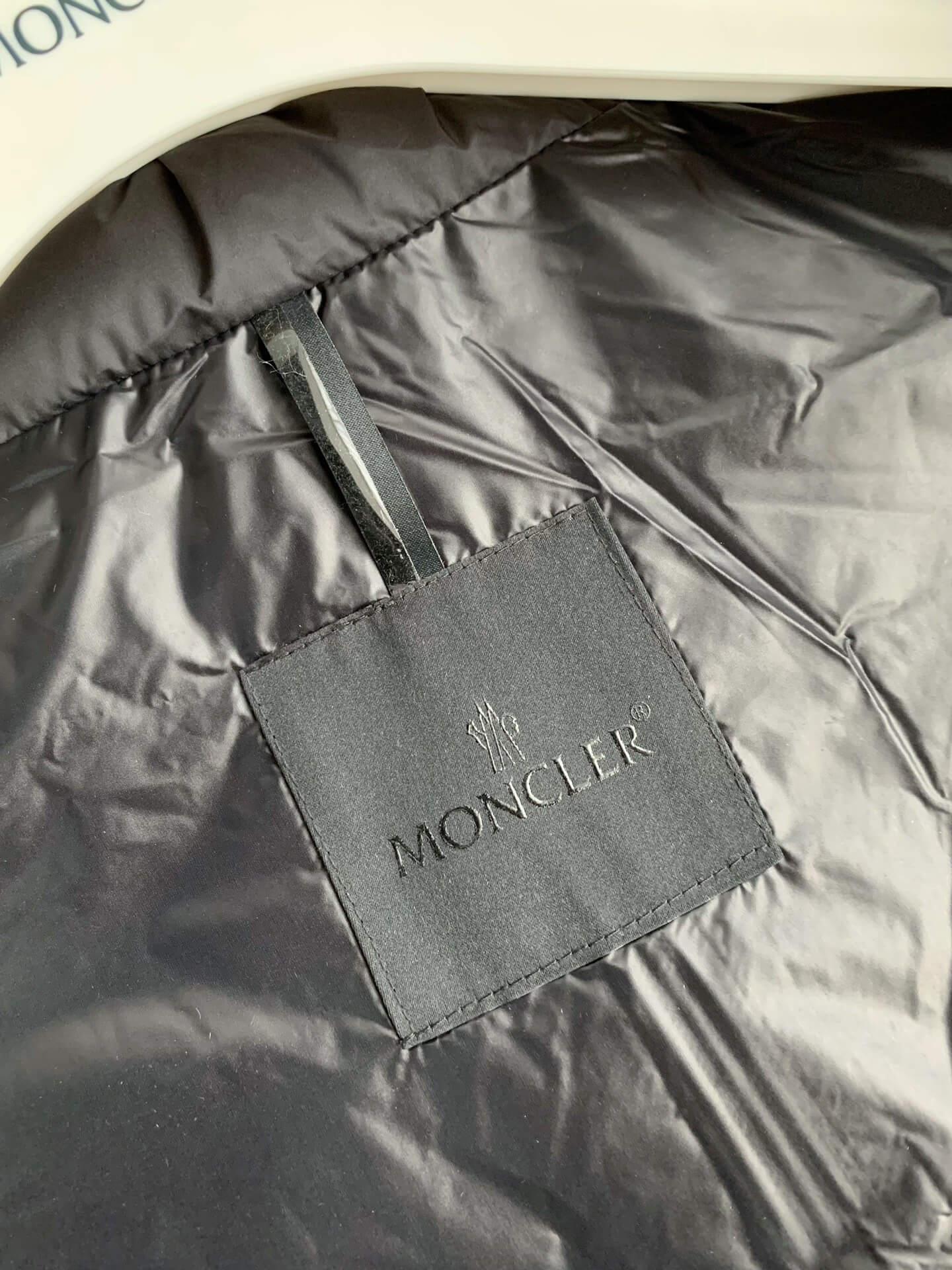 Moncler Genius 2 Moncler 1952 Man's Maya 70 Jacket - tntwear1