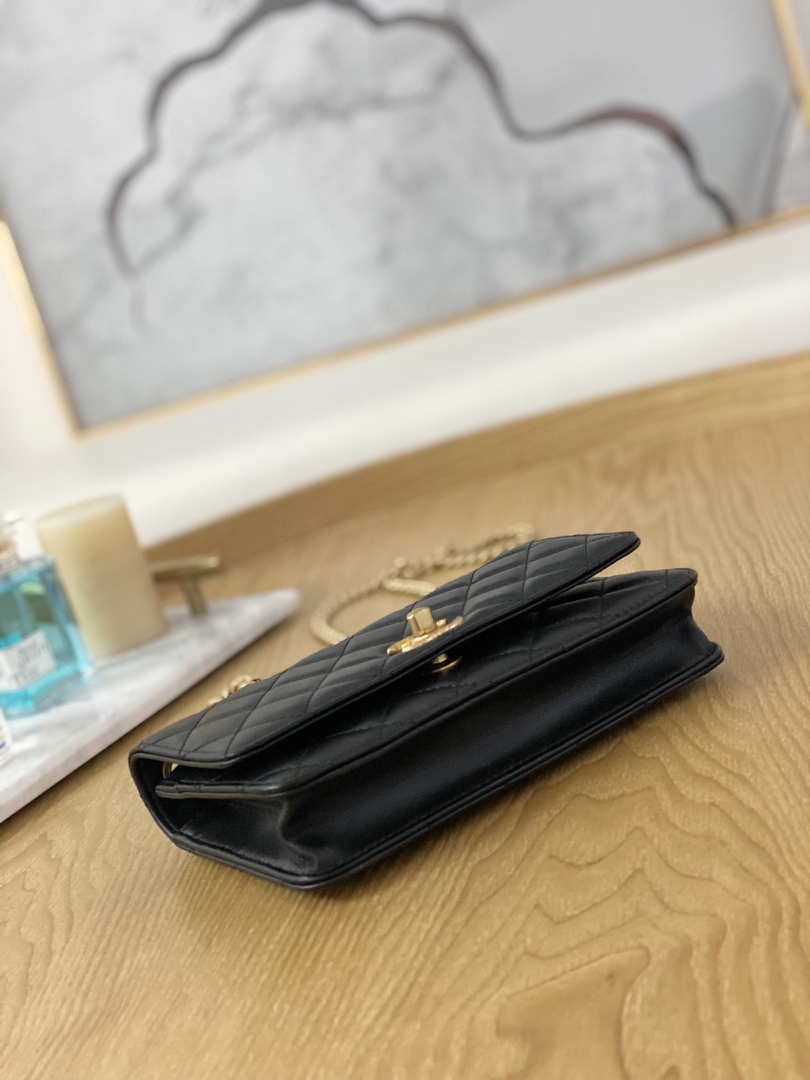 Tntwear - Woc Chain Wallet Bag Black