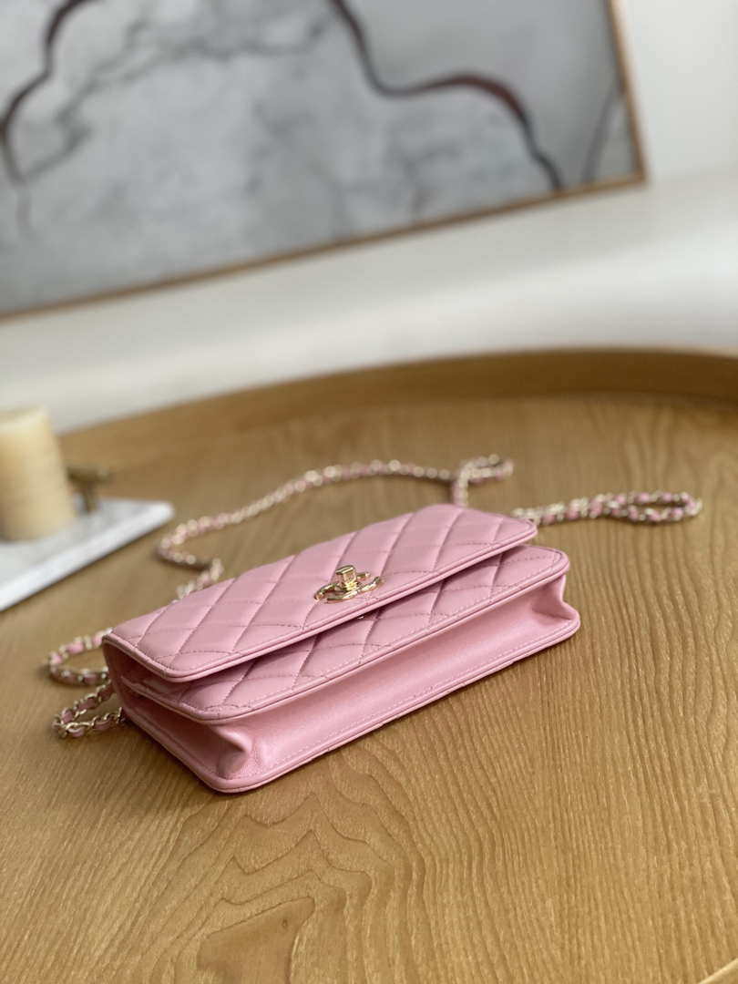 Tntwear - Woc Chain Wallet Bag Pink