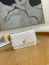 Tntwear - Woc Chain Wallet Bag White