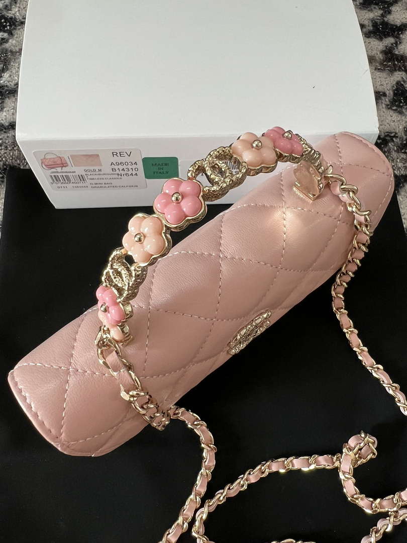 Tntwear - Woc Wallet on Chain With Small flower Handle Pink