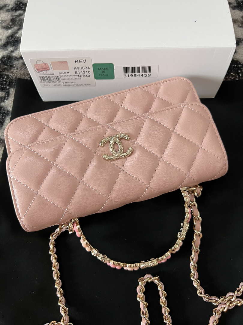 Tntwear - Woc Wallet on Chain With Small flower Handle Pink