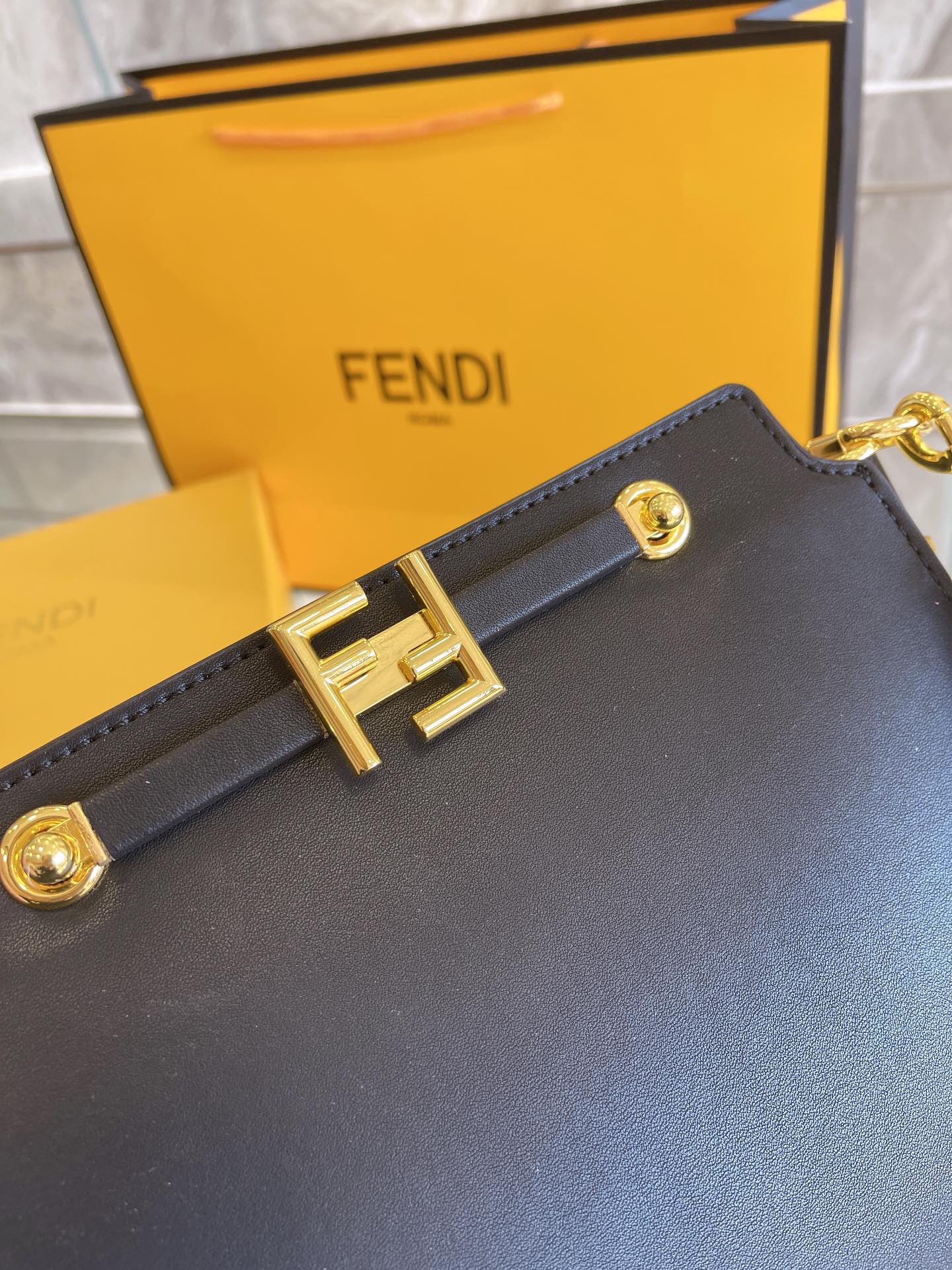 Sneakerhill - Luxury Edition Bags FEI 238