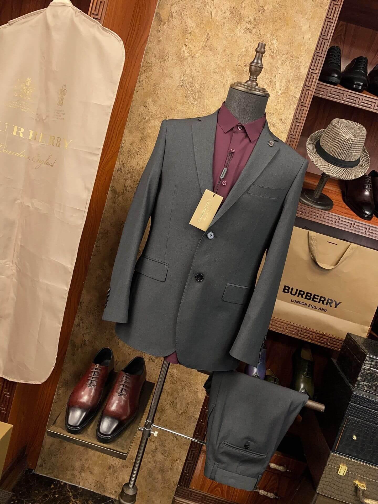 Burberry Charcoal Gray Suit - tntwear1