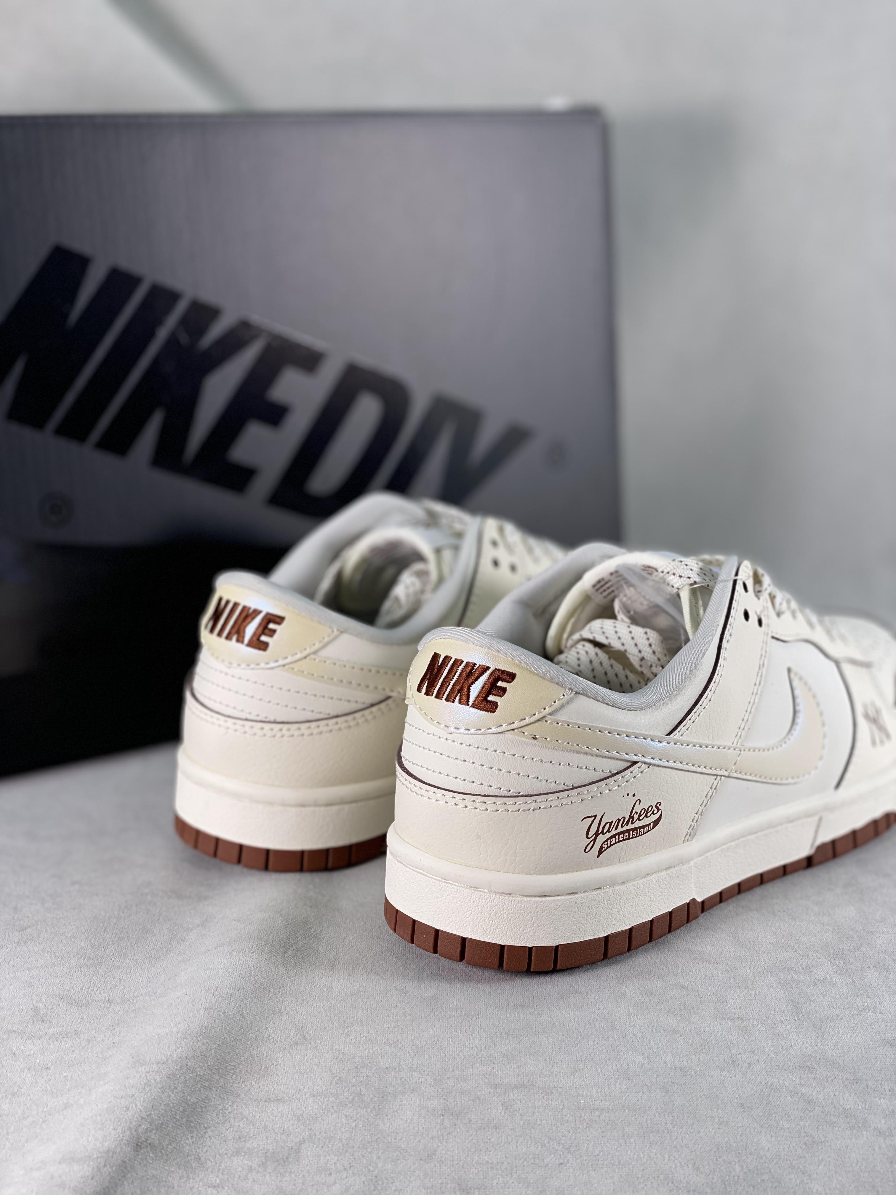 Custom Dunk SB Low x Travis Scott FC1688 107 - tntwear1