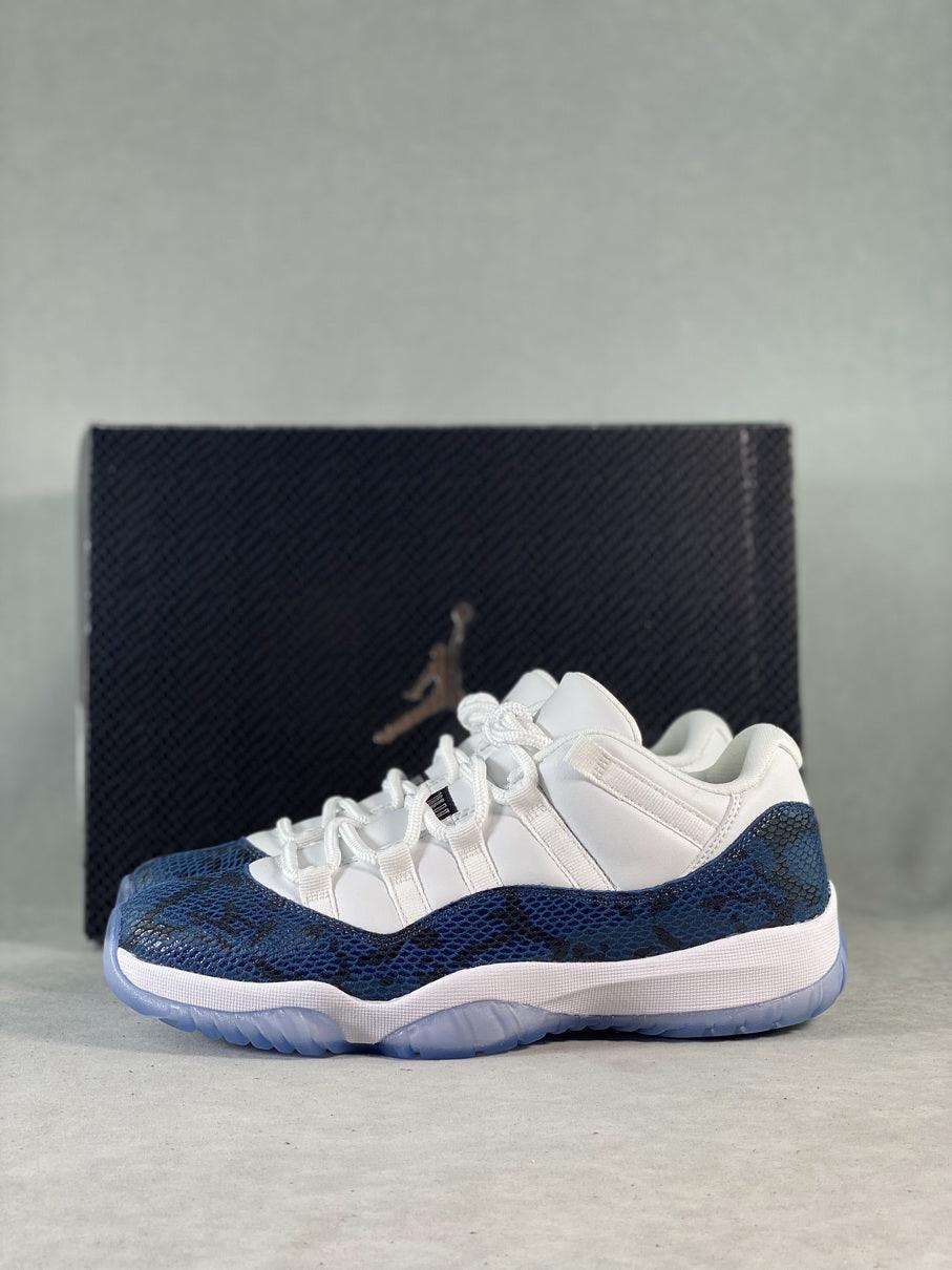 Retro 11 shops low navy snakeskin