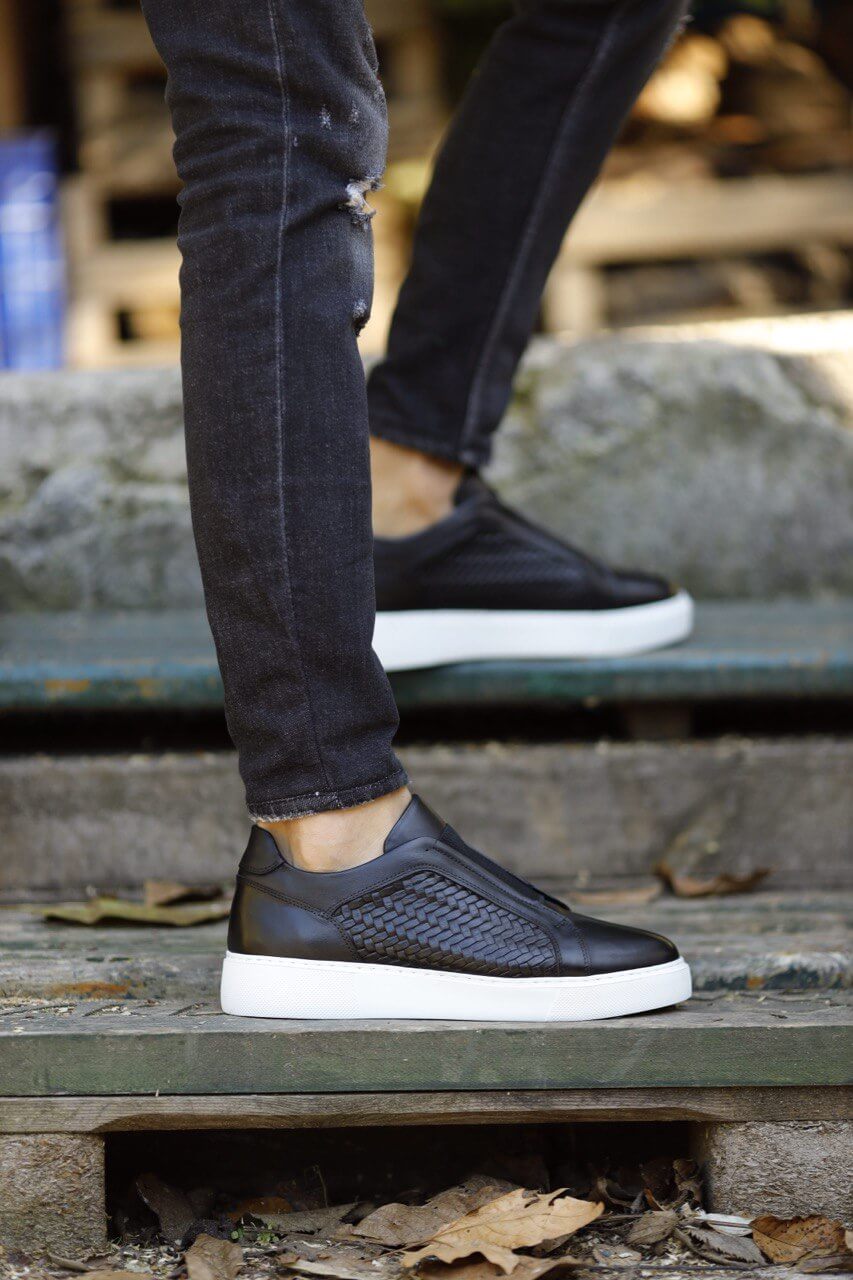 Black Straw Detailed sneakers