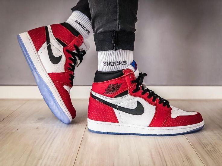 Custom RED Black White Jordan 1 CHICAGO High Q AJ1 UNISEX ( Customs And Box ), Jordan 1 Sneakers FREE SHIPPING WITH FEDEX - tntwear1