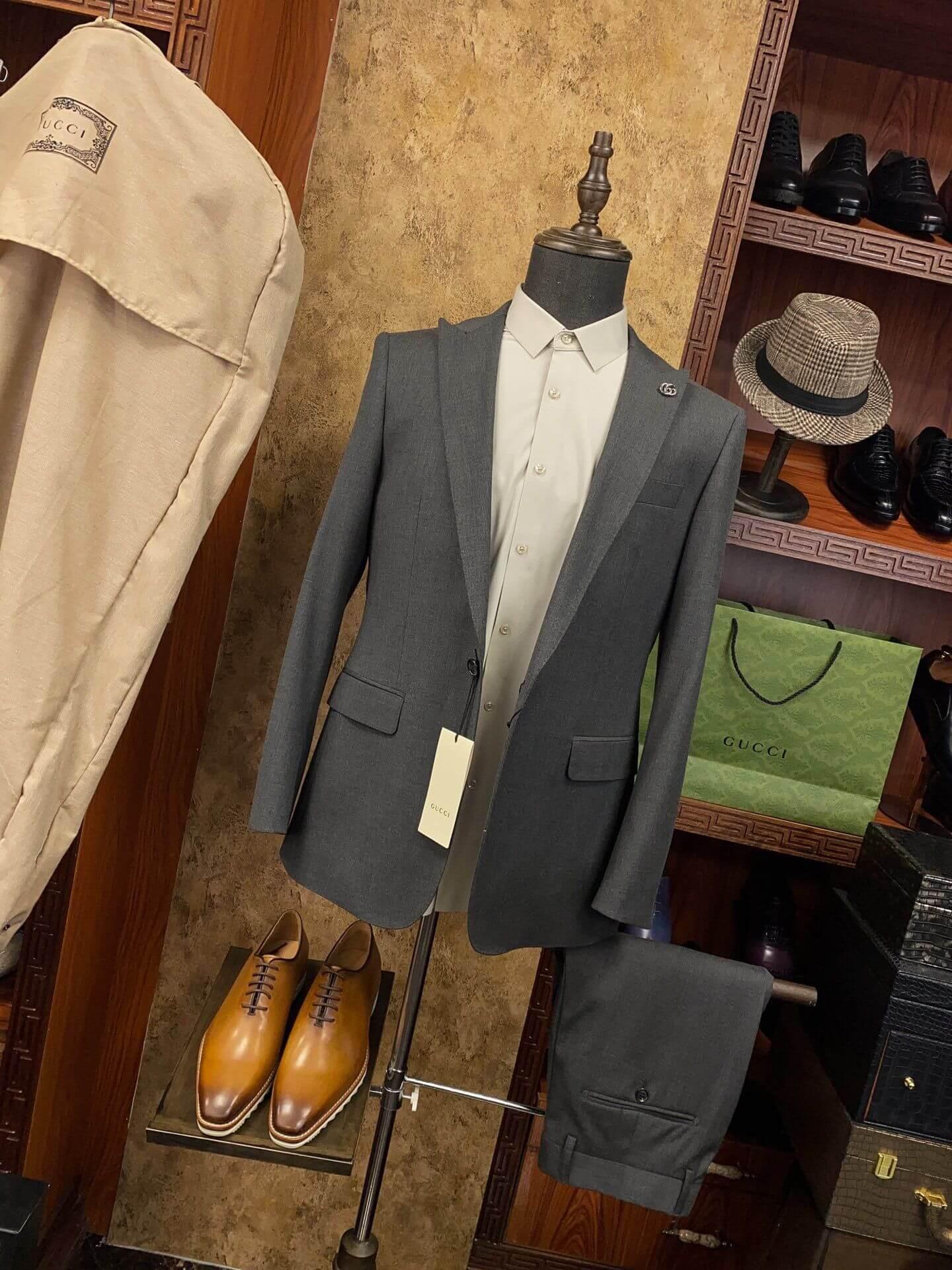 GG 2-Piece Gray Suit - tntwear1